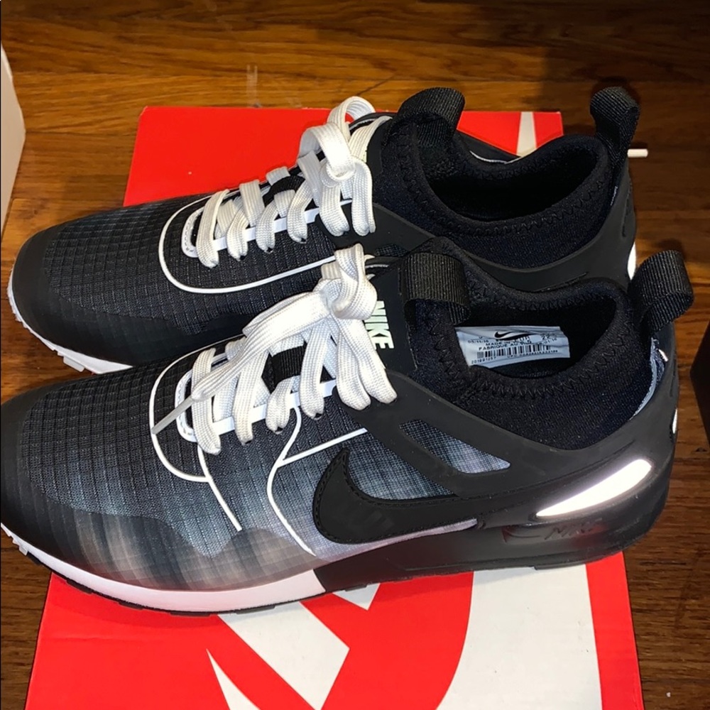 Nike Pegasus sneakers